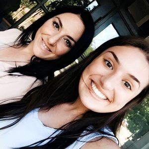 Meet your Posher, Mikel